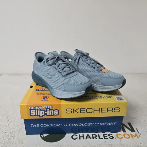 SKECHERS LIGHT BLUE TRAINERS – BOXED UK 7