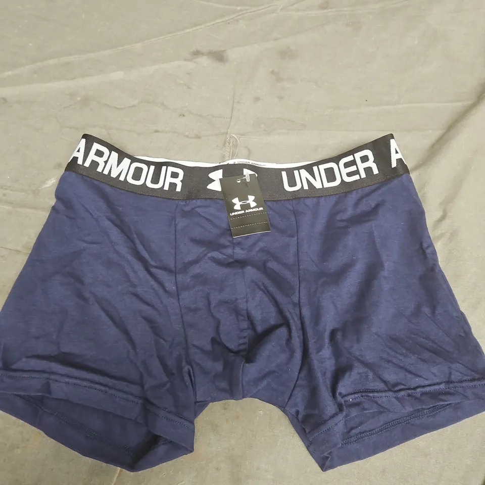UNDER ARMOUR MEN'S BOXER BRIEFS – NAVY - M