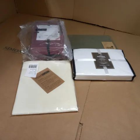 LOT OF APPROX 4 ASSORTED BEDDING ITEMS VARYING IN STYLE/SIZE/COLOUR TO INCLUDE: BED SHEET, PILLOW CASES