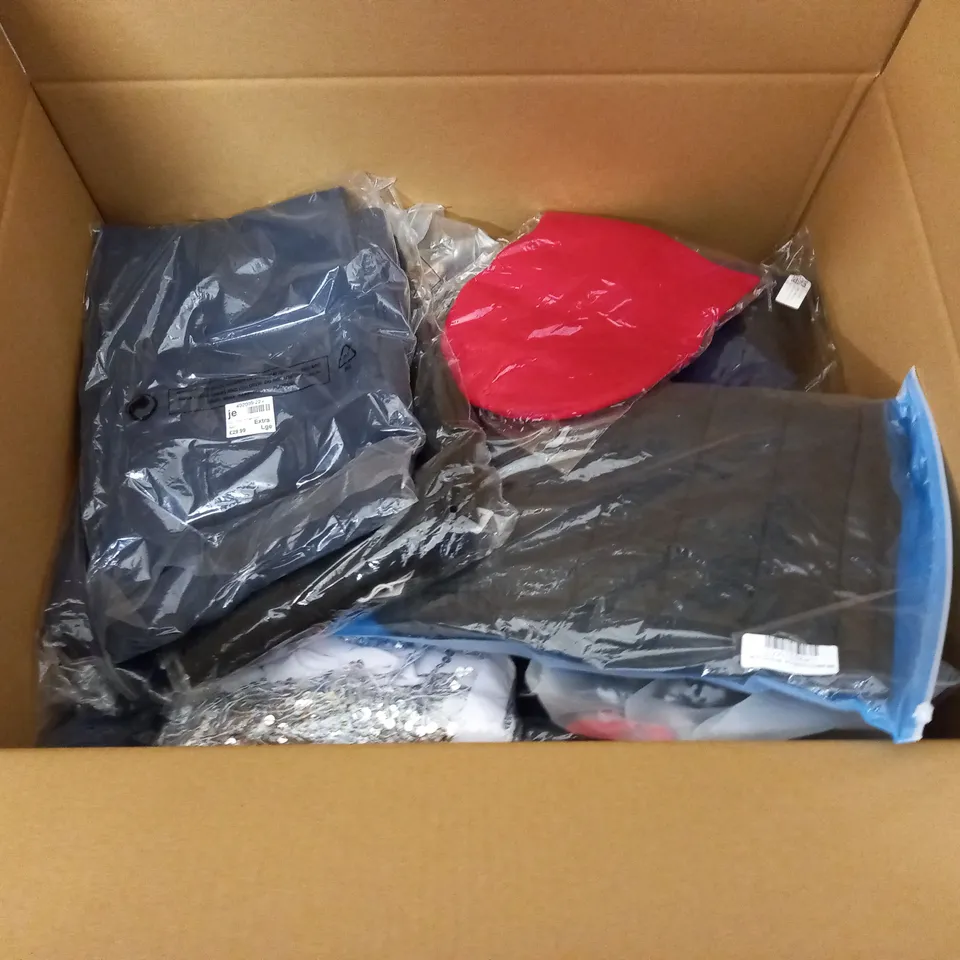 LARGE QUANTITY OF ASSORTED BAGGED CLOTHING ITEMS