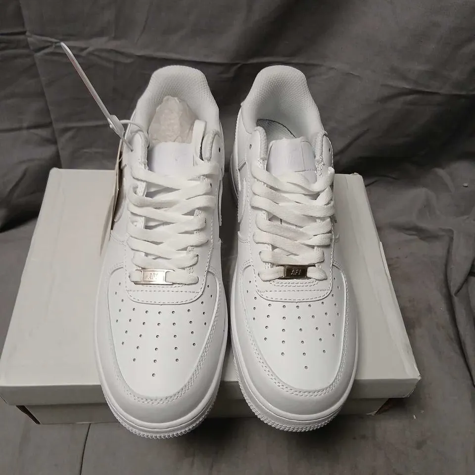NIKE AIR FORCE 1 '07 PURE WHITE TRAINERS, UK 8 (US 9)