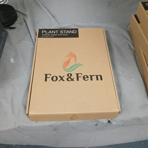 FOX & FERN PLANT STAND 