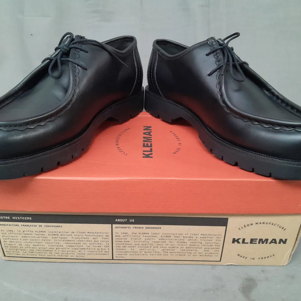 BOXED PAIR OF KLEMAN LACE-UP SHOES IN BLACK EU SIZE 43