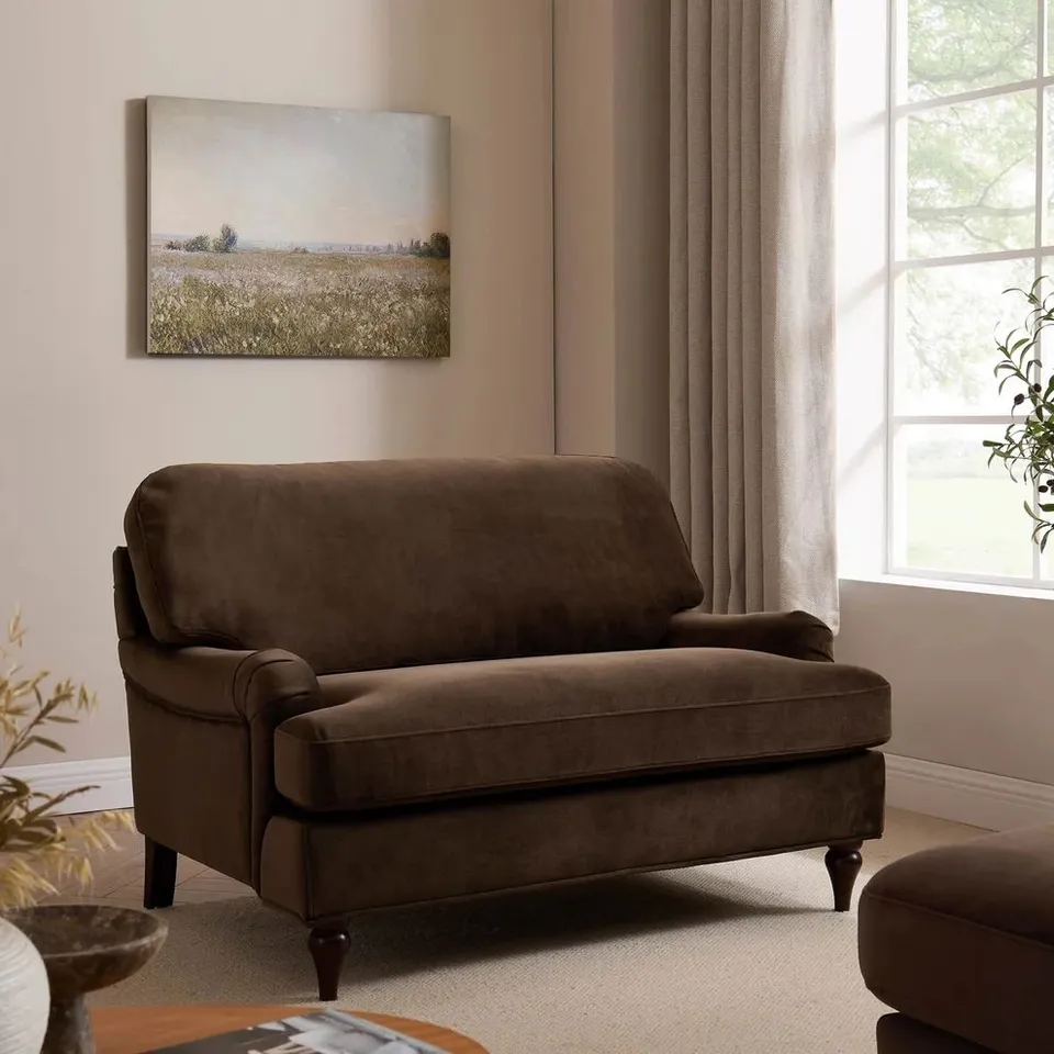BOXED DUSK HAMPSHIRE LOVESEAT - CAPPUCCINO