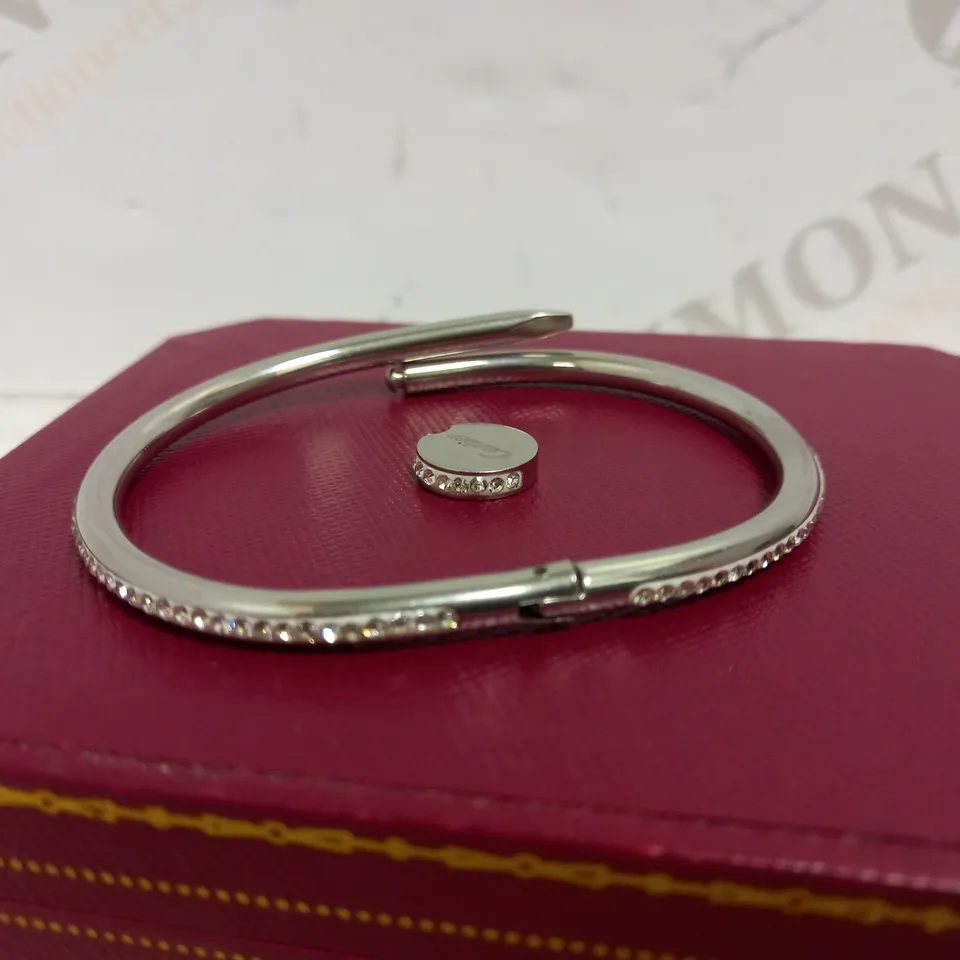 DESIGNER STYLE STUDDED BRACELET