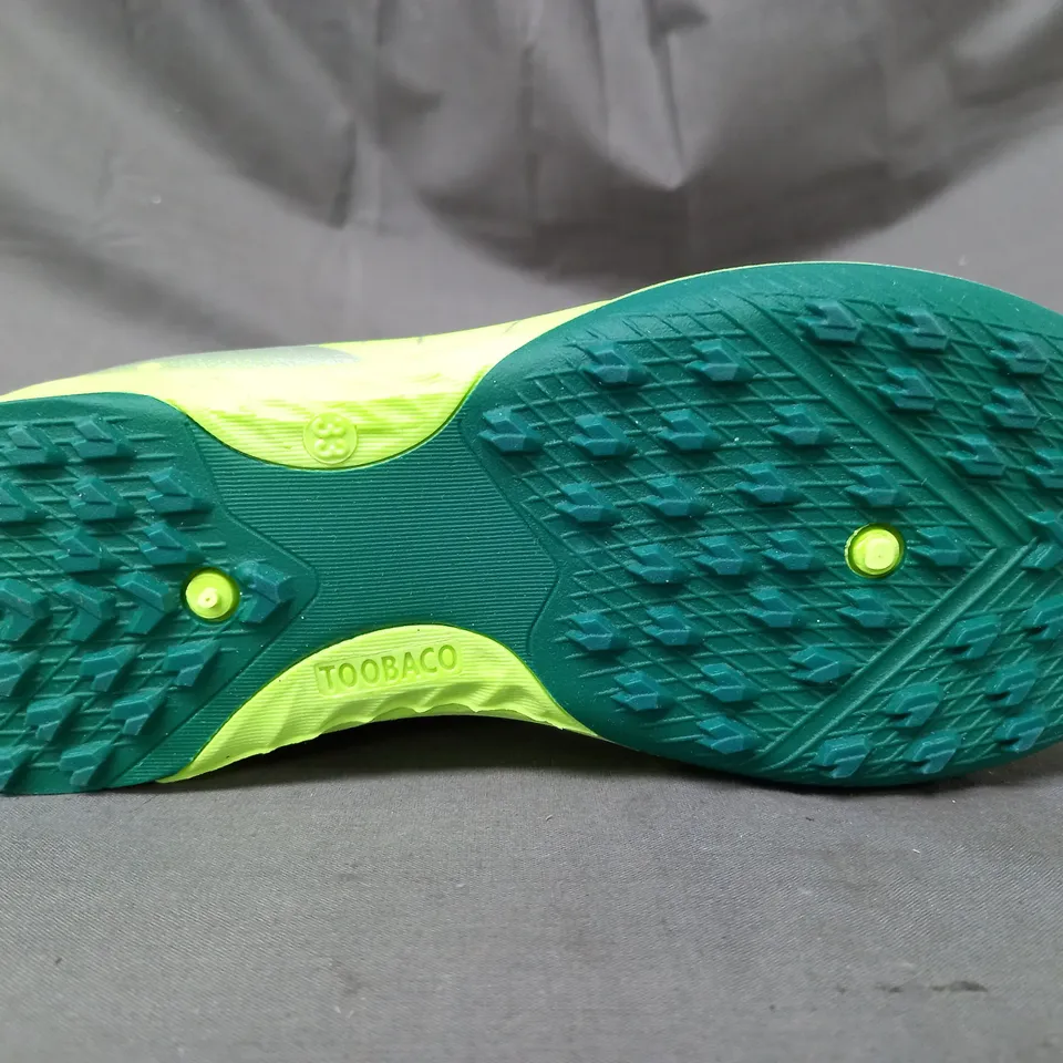 BOXED PAIR OF TOOBACO SHOES IN LIME/BLUE EU SIZE 33