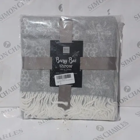 COUNTRY CLUB BUSY BEE THROW IN GREY (130 X 170CM APPROX)