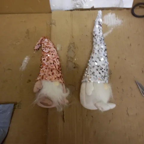 LOT OF 2 SEQUIN HAT GONK PINK/SILVER