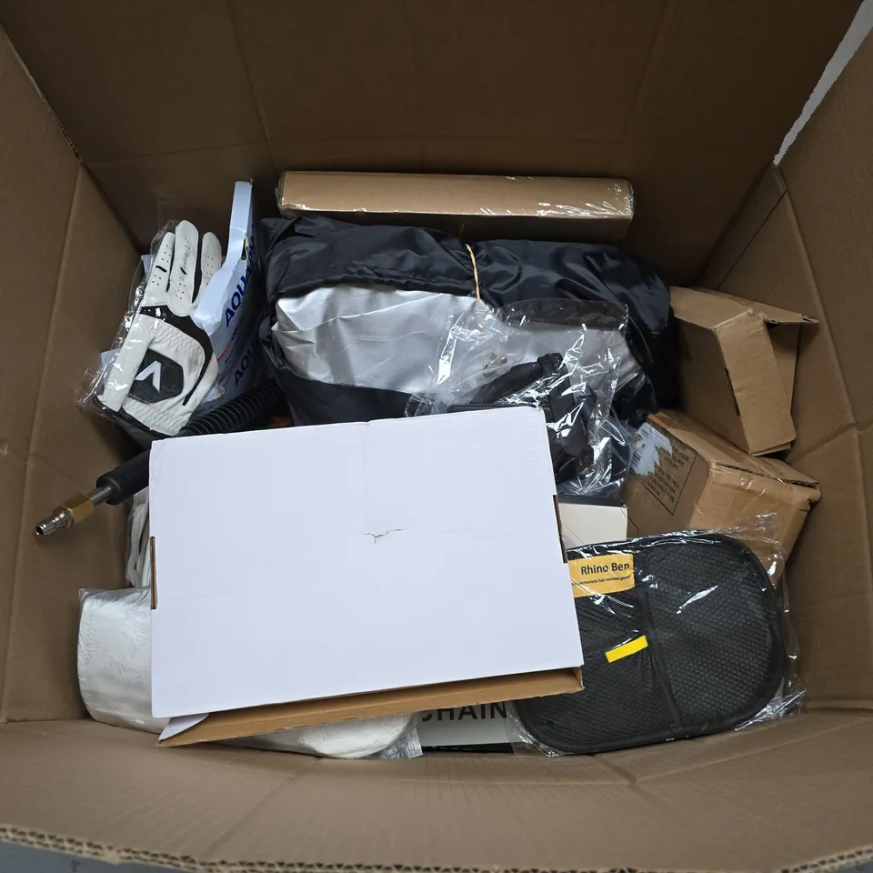 BOX OF APPROXIMATELY 15 ASSORTED HOUSEHOLD ITEMS TO INCLUDE COOKWARE ORGANISER, POTATO MASHER AND GLOVES