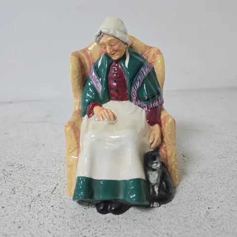 ROYAL DOULTON FORTY WINKS FIGURINE – HN 1974