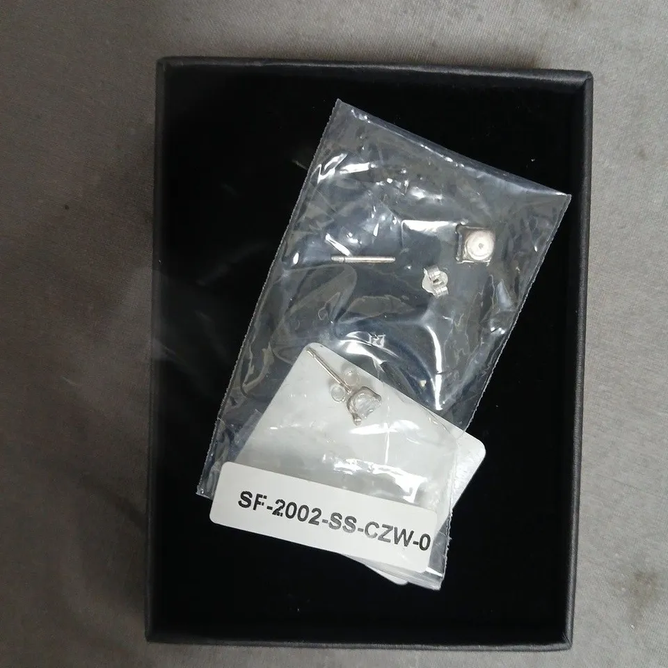 STERLING SILVER 5MM PRINCESS CUT CUBIC ZIRCONIA STUD EARRINGS