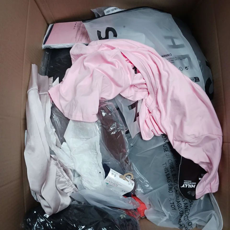 LARGE BOX OF APPROXIMATELY 20 ASSORTED CLOTHING ITEMS IN VARIOUS SIZES, STYLES AND COLOUR 