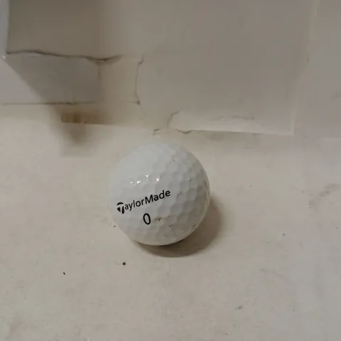BAG TO CONTAIN APPROXIMATELY 30 TAYLOR MADE GOLF BALLS