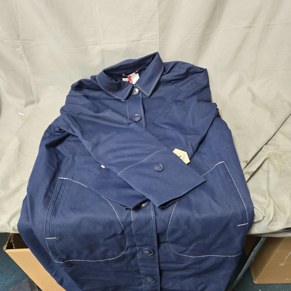 BEN DE LISI NAVY TRENCH COAT WITH WHITE CONTRAST TOPSTITCHING, WOMENS UK SIZE 20 – FRONT BUTTON FASTENING