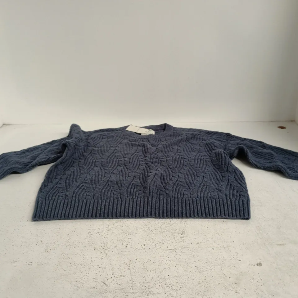 ABERCROMBIE & FITCH KNIT SWEATER – NAVY – MEDIUM