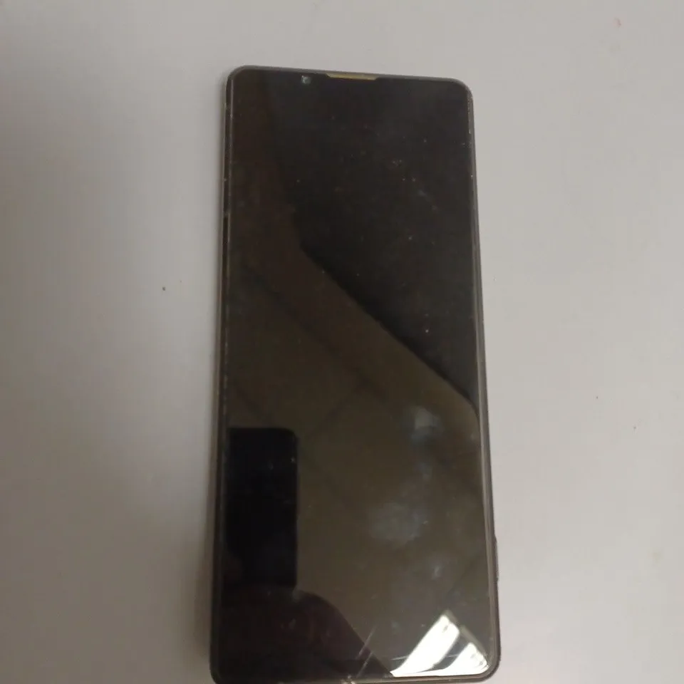 SONY XPERIA PRO 1 