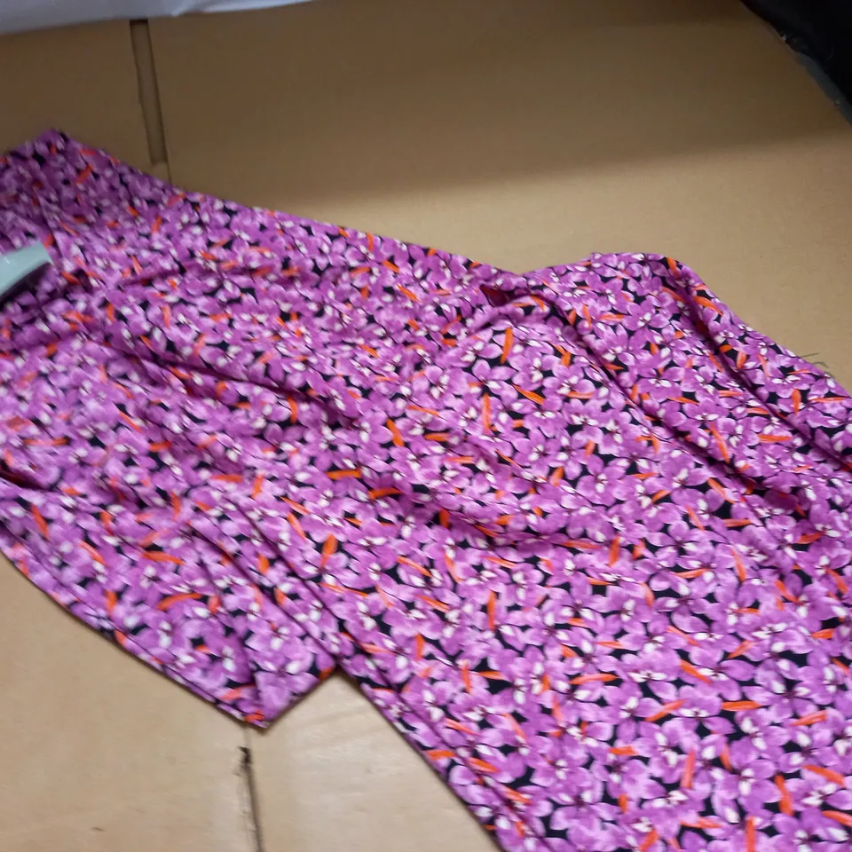 H&M FLORAL DRESS - EUR XS
