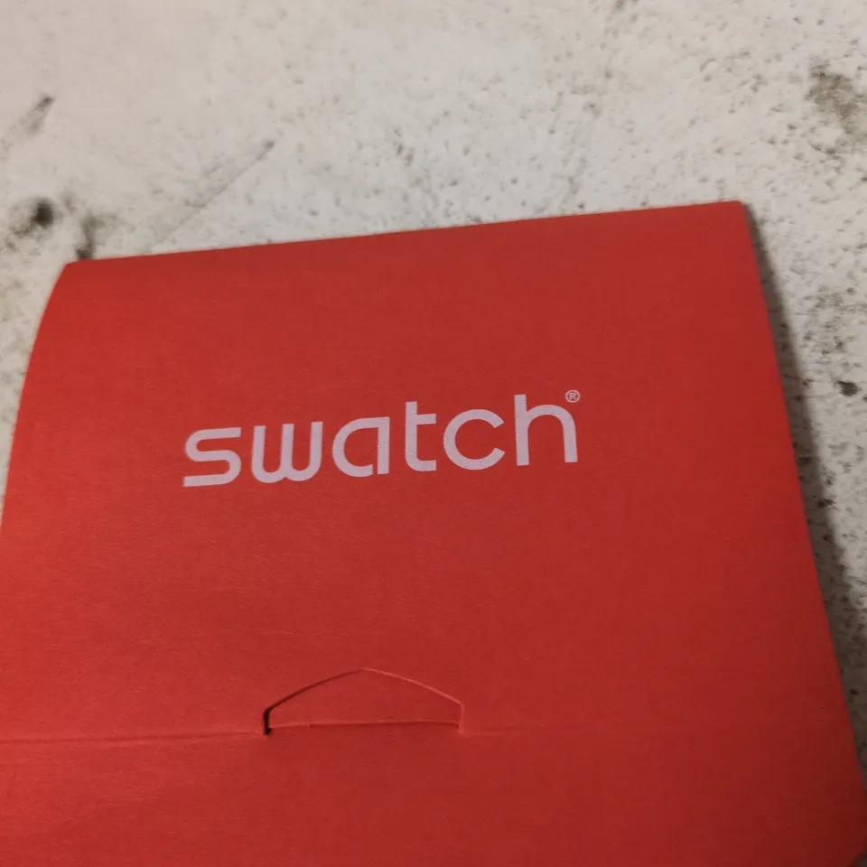 SWATCH WATCH STRAP – RED PRESENTATION BOX WITH BLACK TEXTURED STRAP