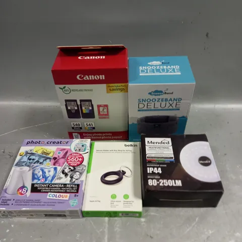 APPROXIMATELY 10 ASSORTED ELECTRICAL PRODUCTS TO INCLUDE SNOOZEBAND, PRINTER INK, CAMPING STRING LIGHT ETC