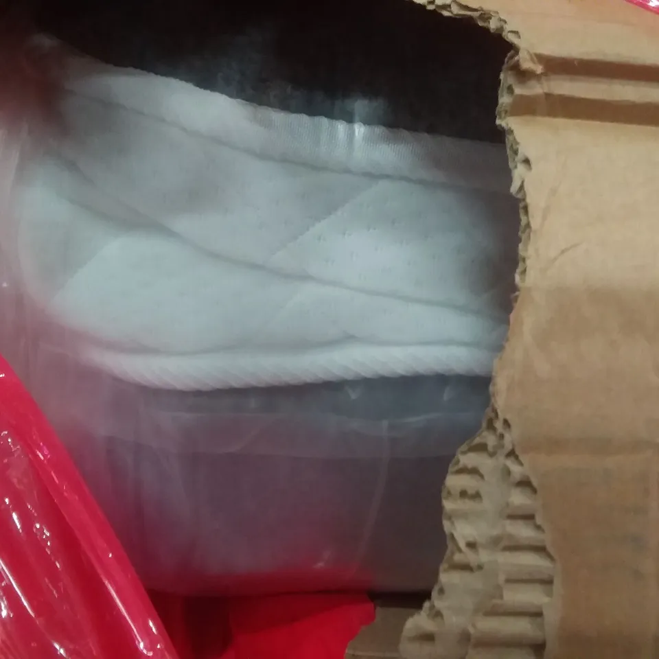 PALLET OF ASSORTED ITEMS INCLUDING DURAMAX PLASTIC CONTAINERS, ROLLED MATTRESS 