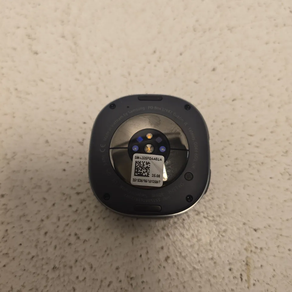 SAMSUNG WATCH8 BODY ONLY