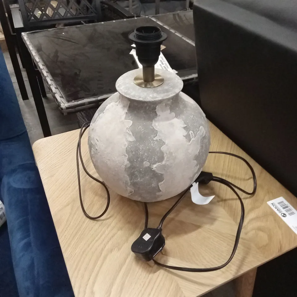 ANTOINETTE 30cm TABLE LAMP BASE