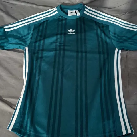 UK XS ADIDAS TEAL T-SHIRT WITH THREE STRIPES