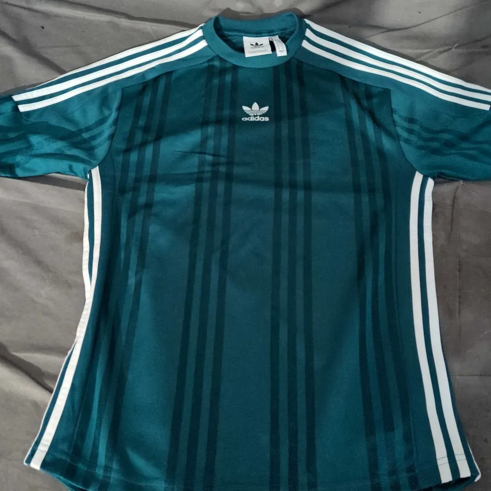 UK XS ADIDAS TEAL T-SHIRT WITH THREE STRIPES