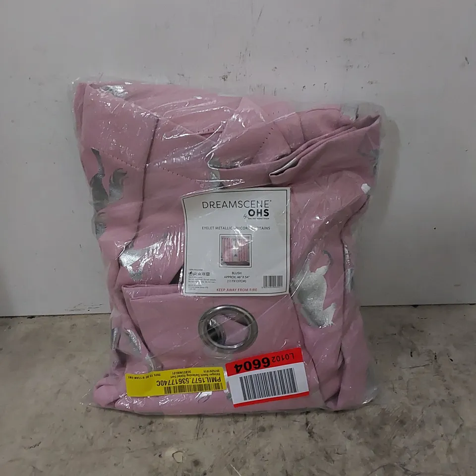 BAGGED STRINGER ROOM DARKENING EYELET CURTAINS - BLUSH // SIZE: 117 X 137cm