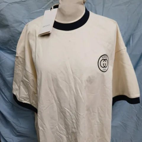 GUCCI WHITE T-SHIRT WITH GG CIRCLE LOGO, SIZE L
