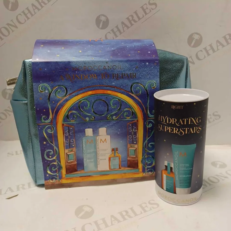 LOT OF 2 MOROCCANOIL PRODUCTS TO INCLUDE MAGIC OF MOISTURE REPAIR GIFT SET & HYDRATING SUPERSTARS MINI SET 