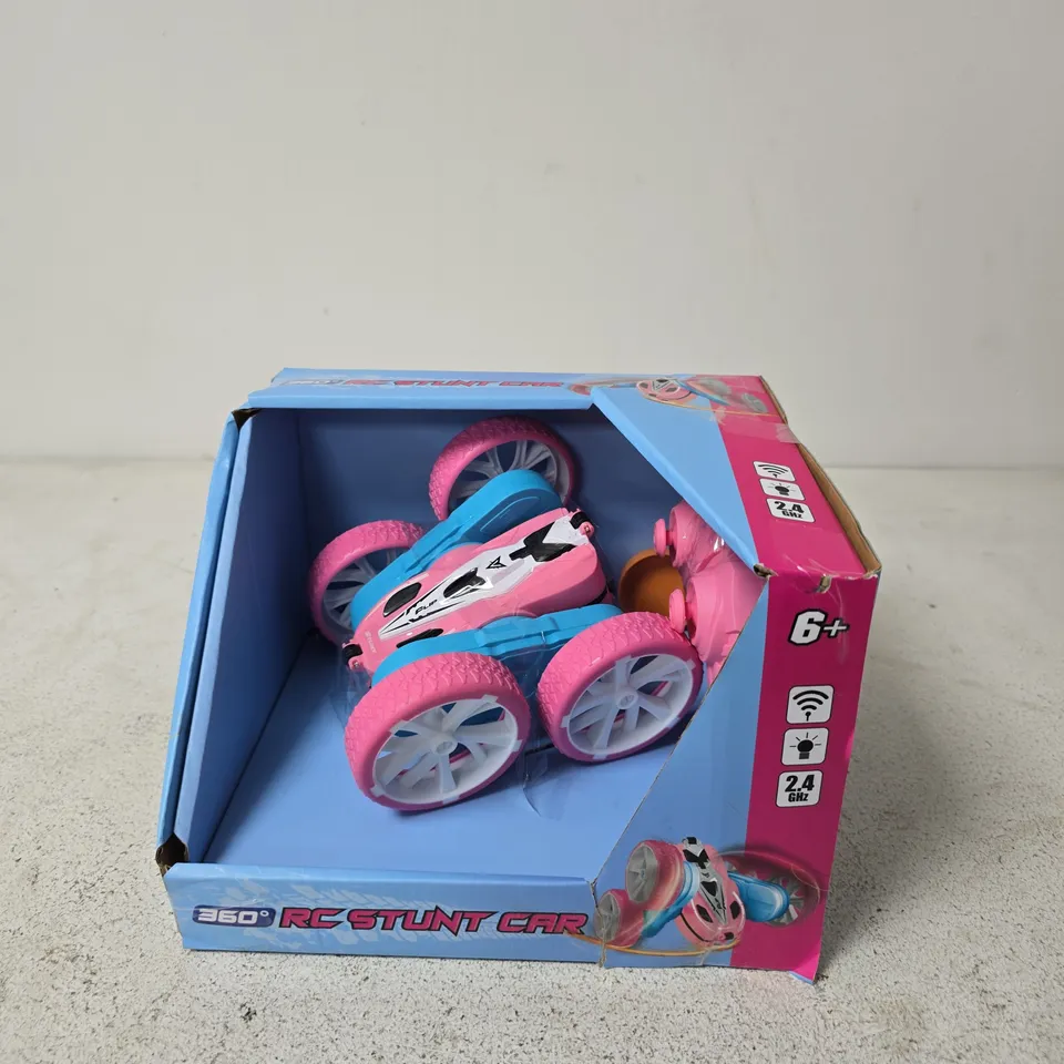 360° RC STUNT CAR – PINK & BLUE (REMOTE CONTROL)