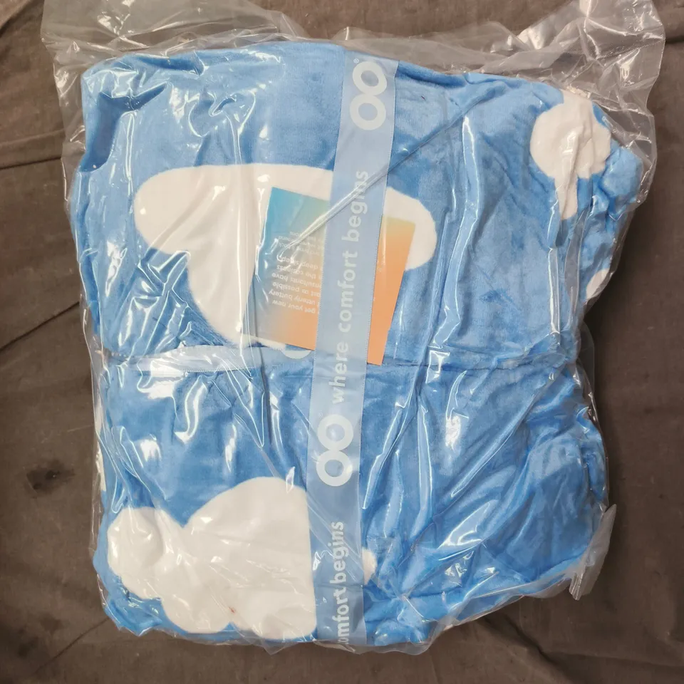SEALED OODIE OVERSIZED HOODED BLANKET - CLOUDS
