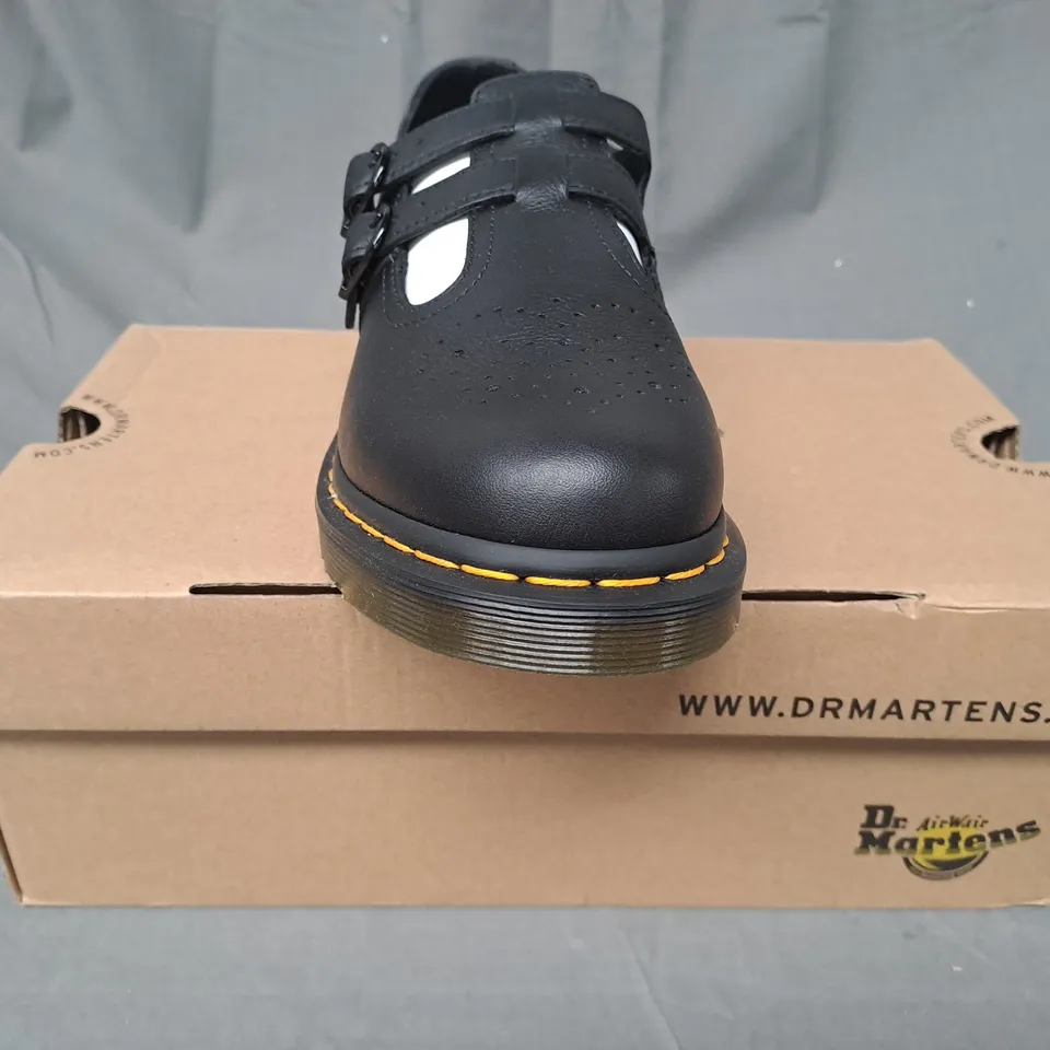 BOXED PAIR OF DR MARTENS 8065 MARY JANE SHOES IN BLACK UK SIZE 8