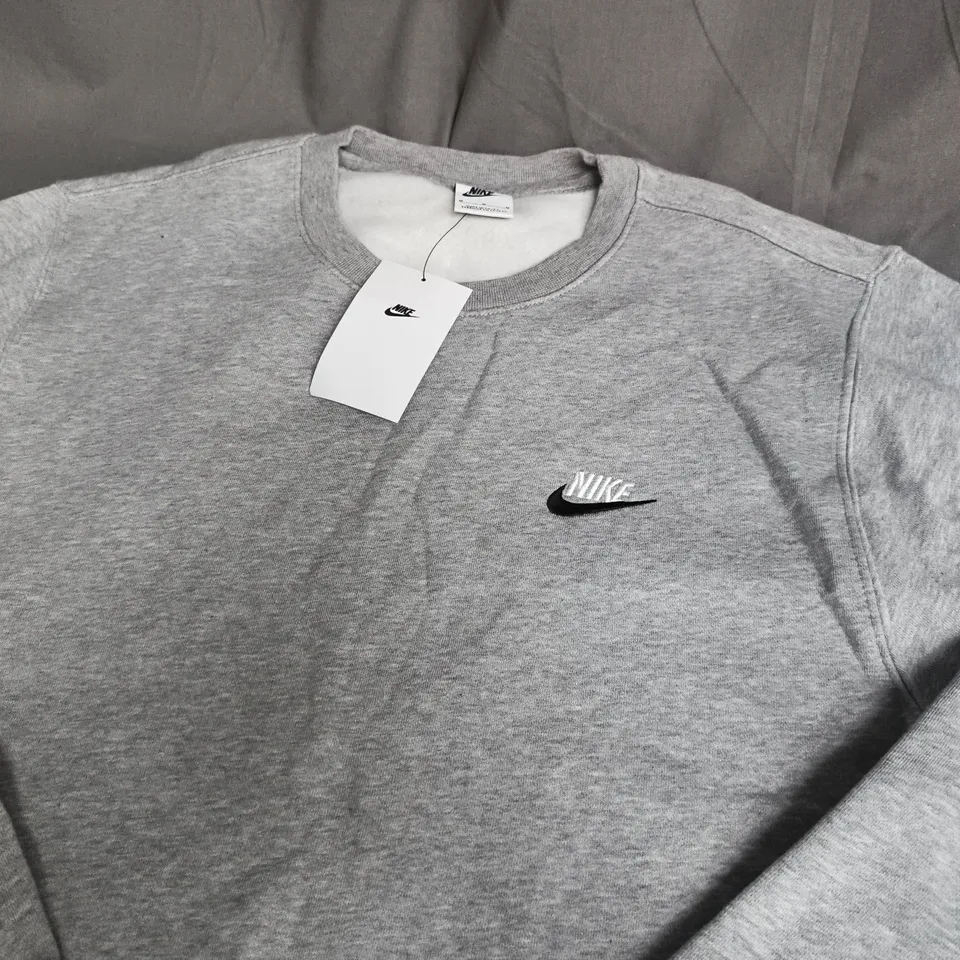 NIKE GREY LOGO SWEATSHIRT - SIZE M