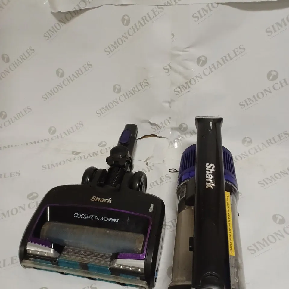 SHARK CORDLESS VACUUM CLEANER 