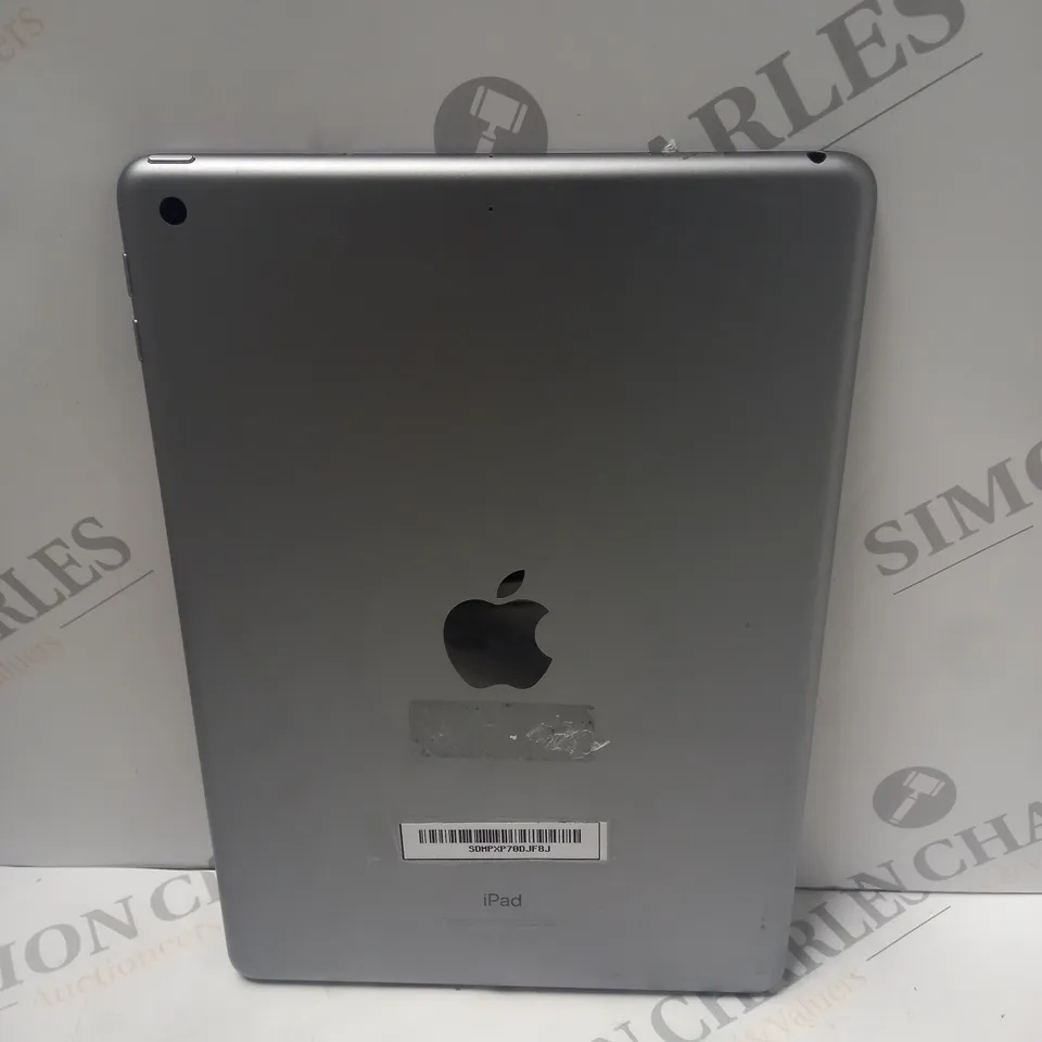 APPLE IPAD 9.7