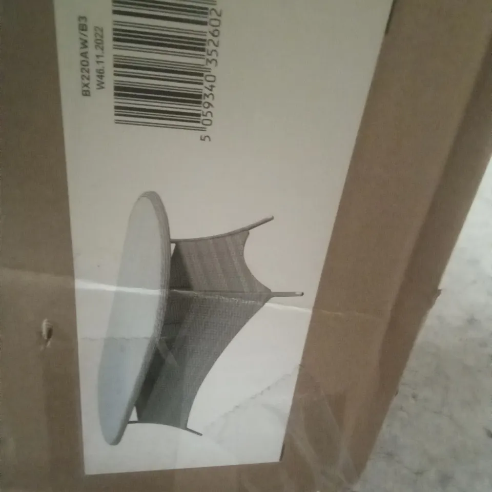 BOXED HAMILTON LARGE WICKER DINING TABLE