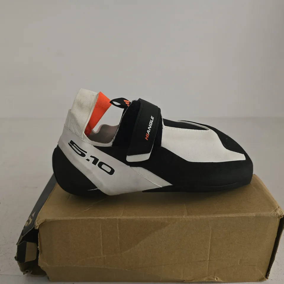 ADIDAS FIVE TEN HIANGLE CLIMBING SHOES UK 7.5 BOXED WOMENS