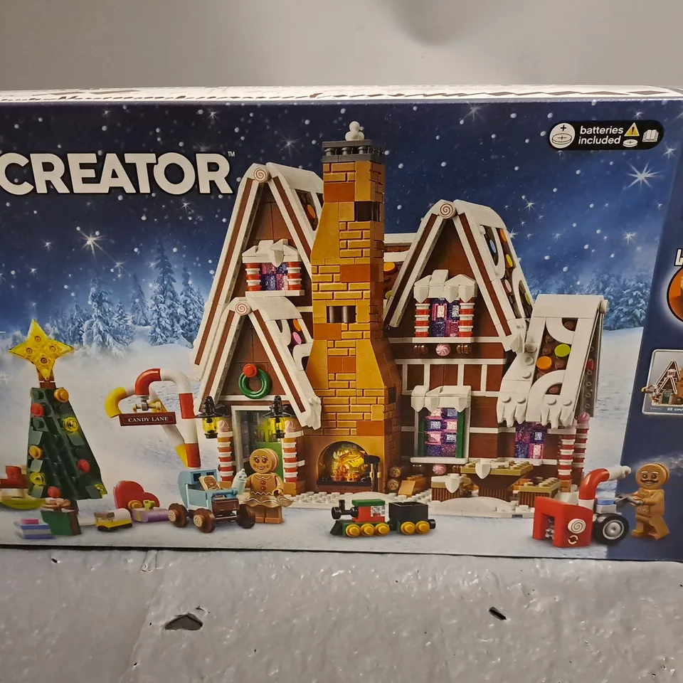 LEGO CREATOR GINGERBREAD HOUSE - 10267