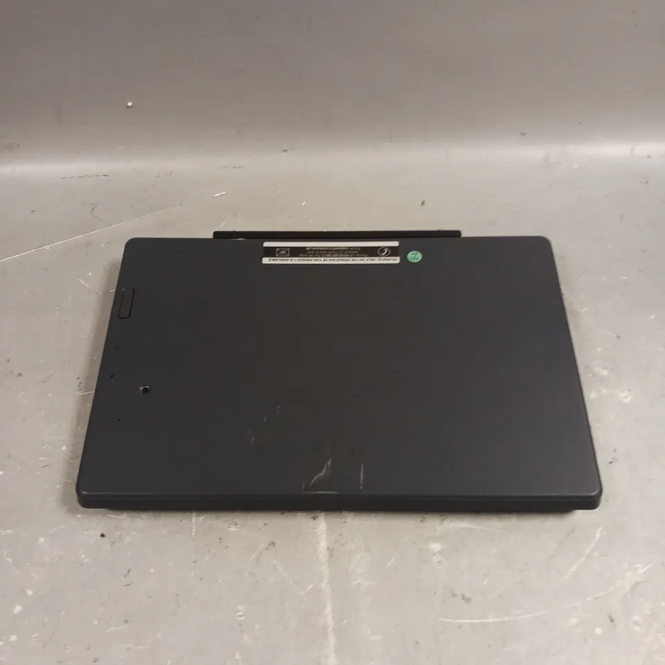 VENTURER TABLET & DETACHABLE KEYBOARD	