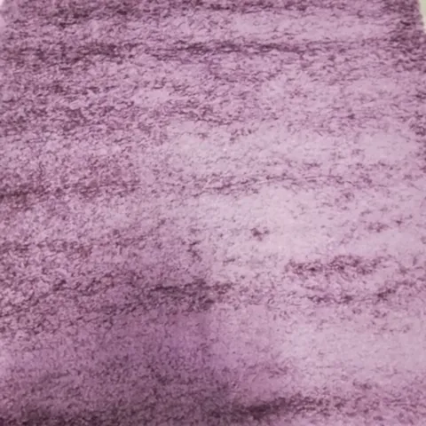 A CALIFORNIA RUG IN PLAIN DESIGN COLOUR PURPLE SIZE 120X170 D