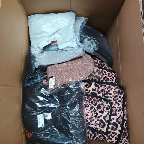 LARGE BOX OF APPROXIMATELY 25 ASSORTED CLOTHING ITEMS IN VARIOUS COLOURS, STYLES AND SIZES - COLLECTION ONLY