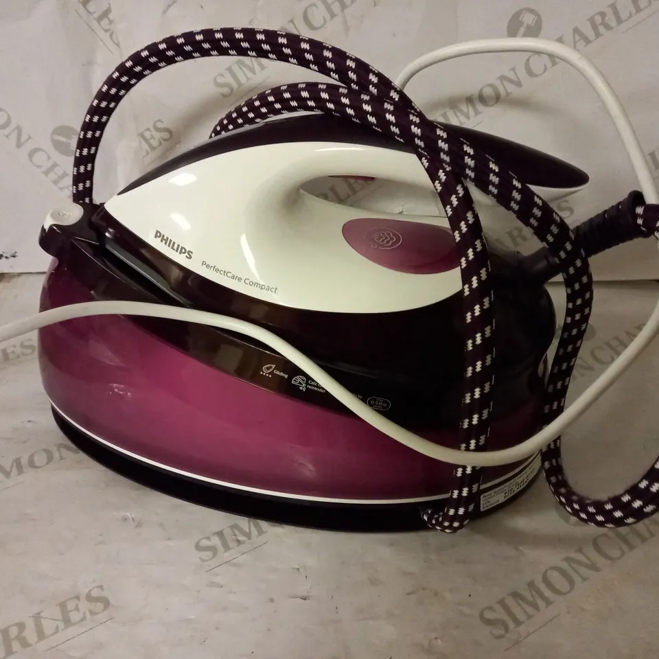 PHILIPS PERFECTCARE COMPACT STEAM GENERATOR IRON