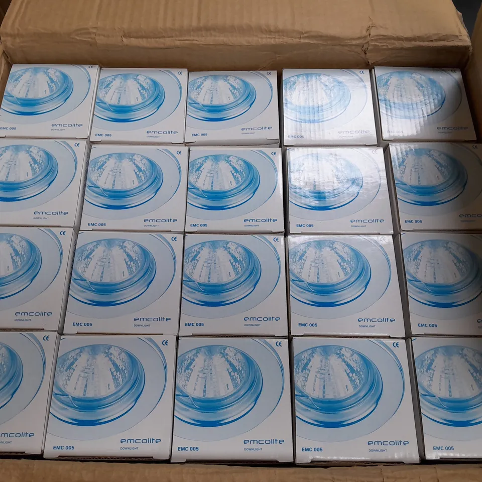 100 BOXED EMCOLITE DOWNLIGHTS (EMC005CH)