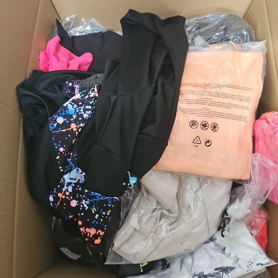 BOX OF APPROXIMATELY 20 ASSORTED CLOTHING ITEMS TO INCLUDE JACKET, TOPS, DRESS, ETC