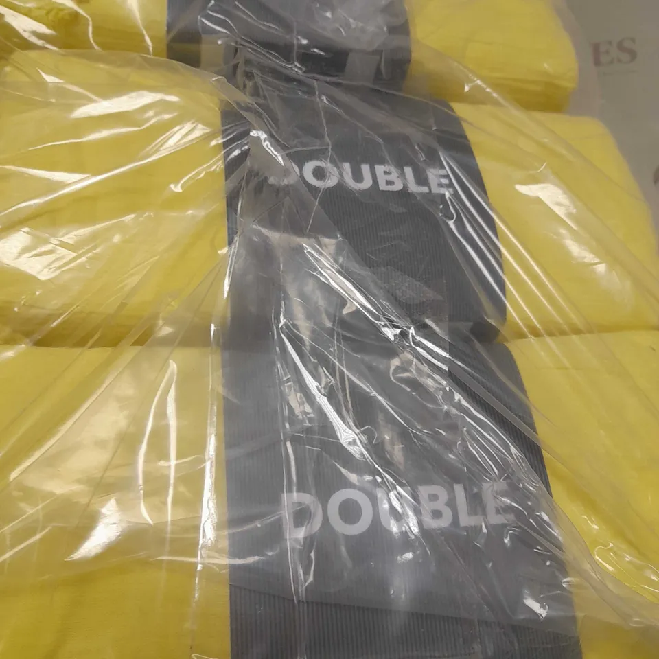 LOT OF 3 GEORGE TUFTED DIAMOND YELLOW DUVET SETS - DOUBLE	