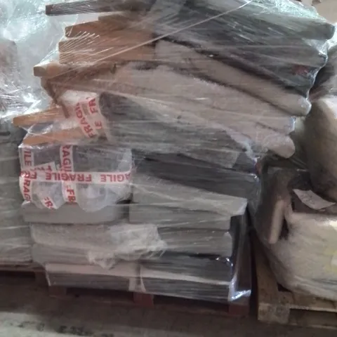 PALLET OF CHAIRS PARTS AND PEICES MAY BE MISSING 