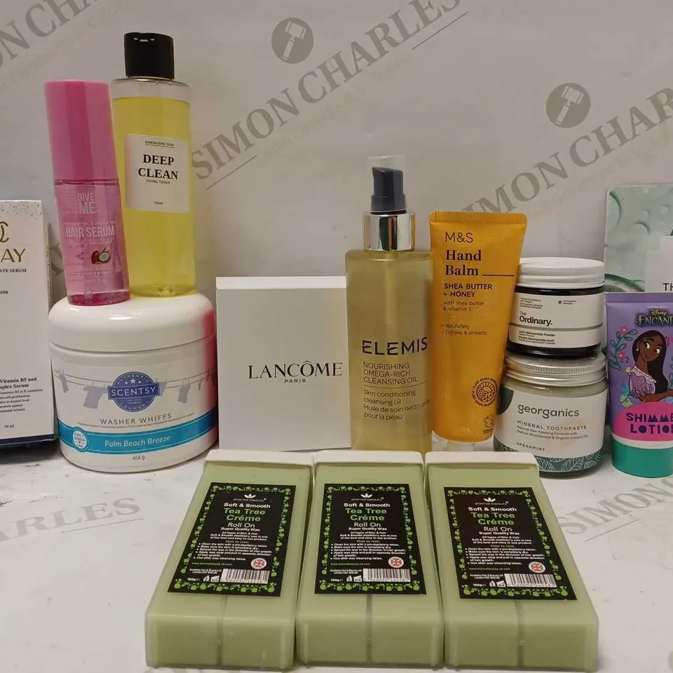 LOT OF APPROX 10 ASSORTED BEAUTY PRODUCTS TO INCLUDE ELEMIS CLEANSING OIL, GIVE ME SERUM, THE BODY SHOP ALOE CALM SHEET MASK, ETC 