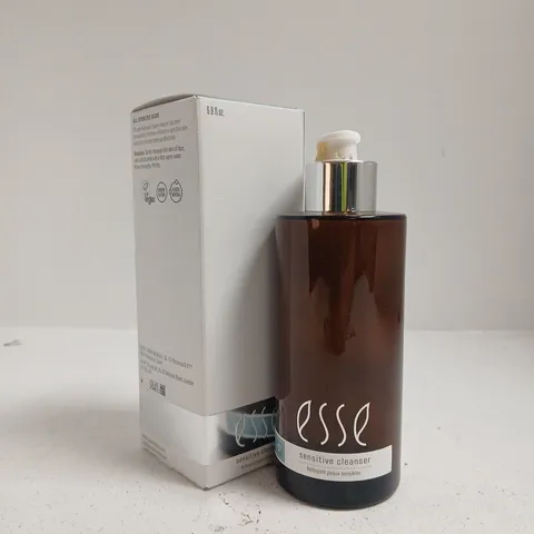 BOXED ESSE SENSITIVE CLEANSER (200ML)